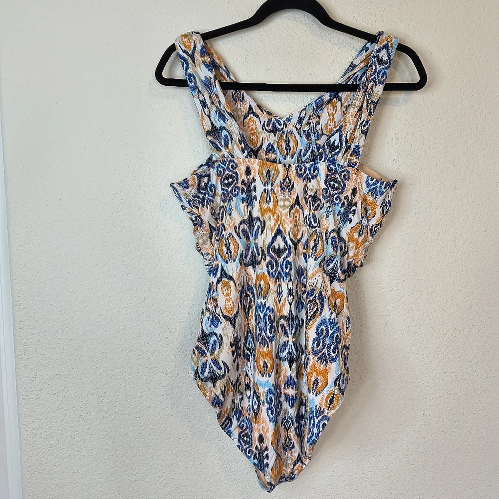 Garnet Hill Blue Print One-Piece Swimsuit    Gently Used.  Size 14